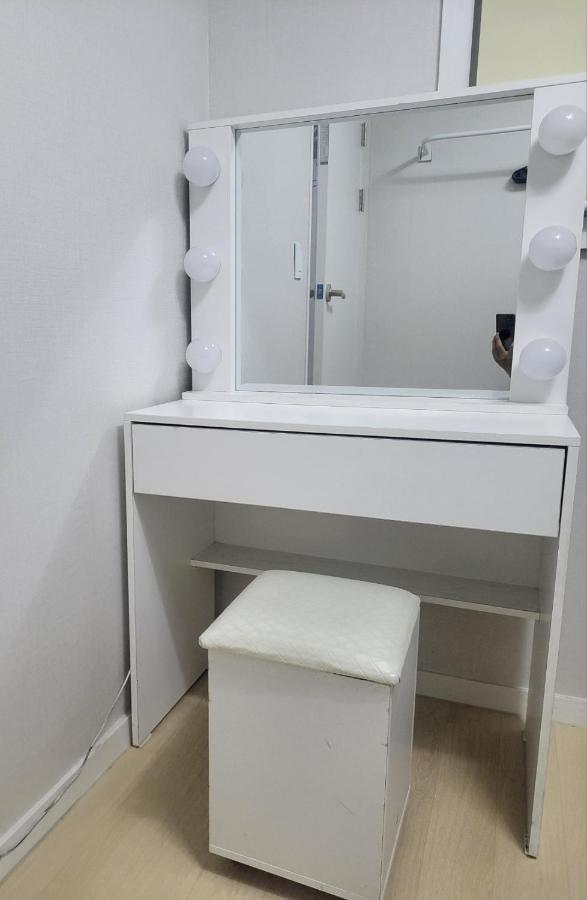 Newly Renovated 2 Bedroom Apartment #7 Seul Zewnętrze zdjęcie
