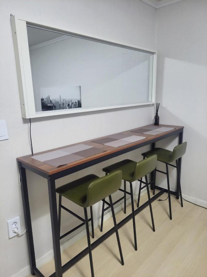 Newly Renovated 2 Bedroom Apartment #7 Seul Zewnętrze zdjęcie